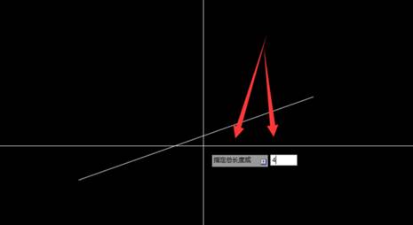 CAD中怎么给线段增加一段指定距离